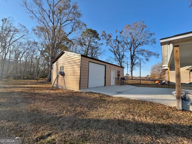 1242 Broxton Highway, Hazlehurst, GA 31539