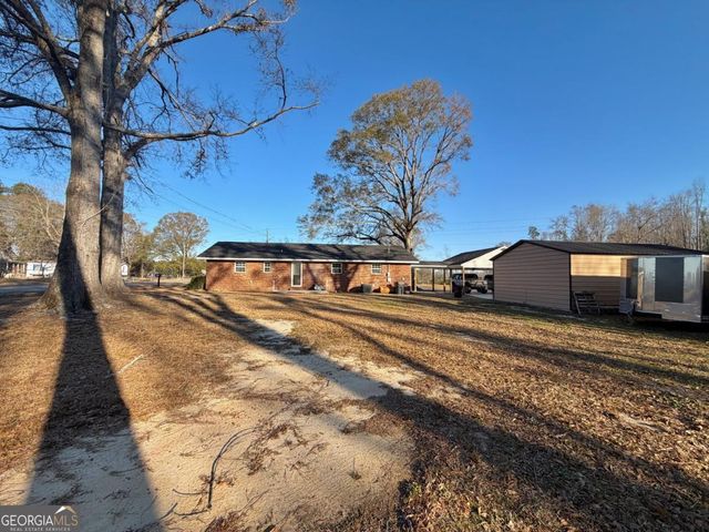 1242 Broxton Highway, Hazlehurst, GA 31539