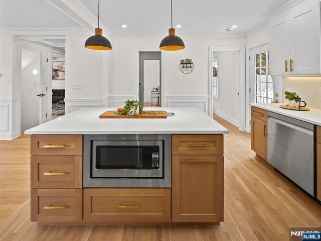 857 Collingwood Avenue, Maywood, NJ 07607