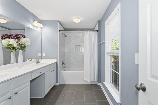 308 Balaban Circle, Woodstock, GA 30188