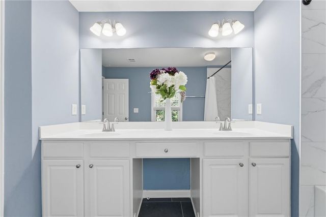 308 Balaban Circle, Woodstock, GA 30188