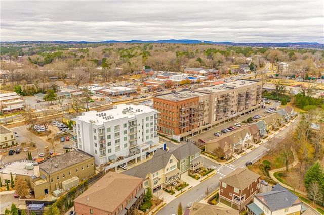 308 Balaban Circle, Woodstock, GA 30188