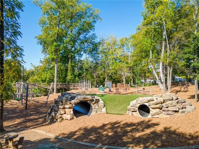 308 Balaban Circle, Woodstock, GA 30188