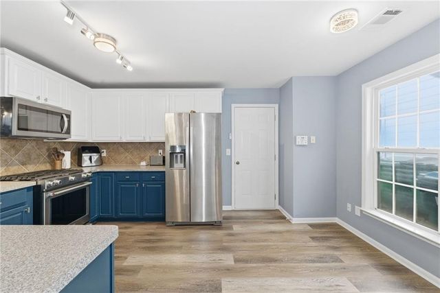 308 Balaban Circle, Woodstock, GA 30188