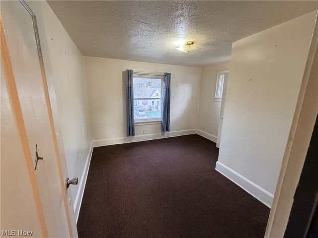 5328 Vine Street, Maple Heights, OH 44137