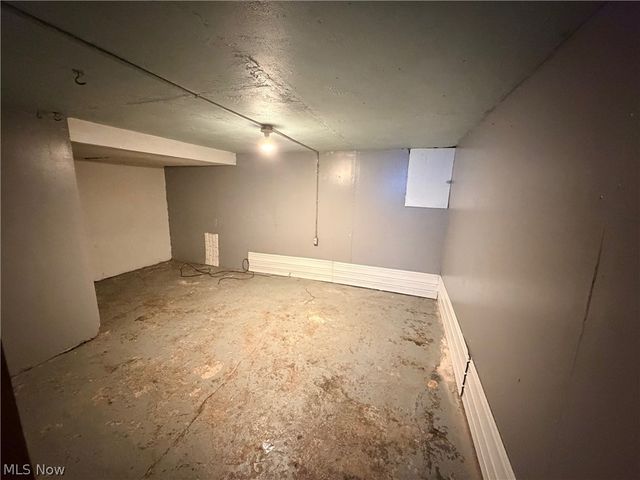 5328 Vine Street, Maple Heights, OH 44137