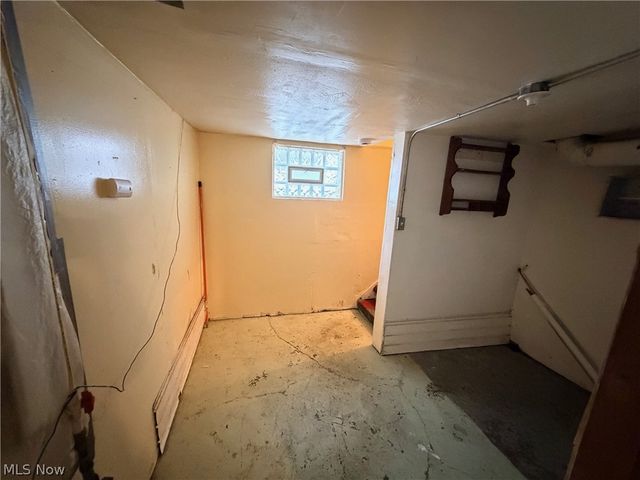 5328 Vine Street, Maple Heights, OH 44137