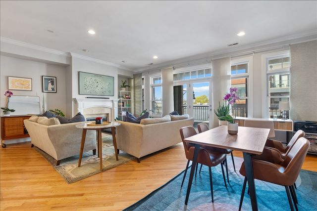 3058 N Lincoln Avenue 3, Chicago, IL 60657