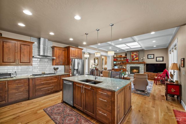393 E Fishing Creek Lane, Eagle, ID 83616