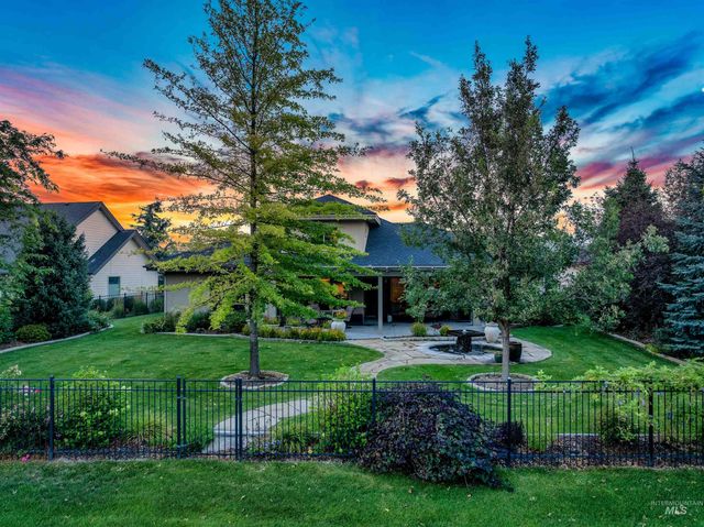 393 E Fishing Creek Lane, Eagle, ID 83616
