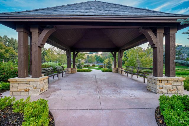 393 E Fishing Creek Lane, Eagle, ID 83616