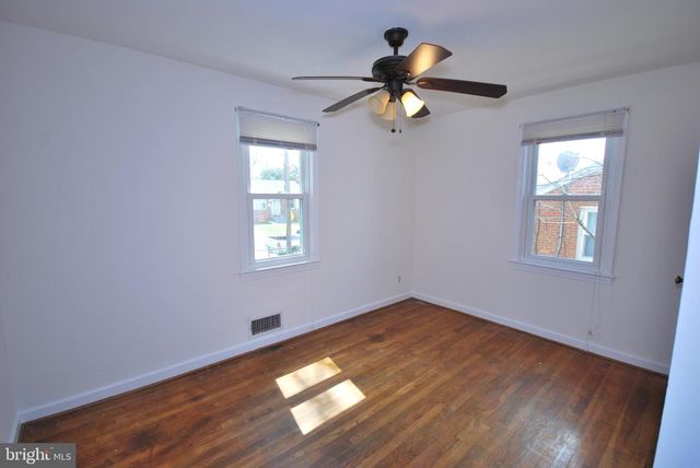 5028 NANTUCKET RD, College Park, MD 20740