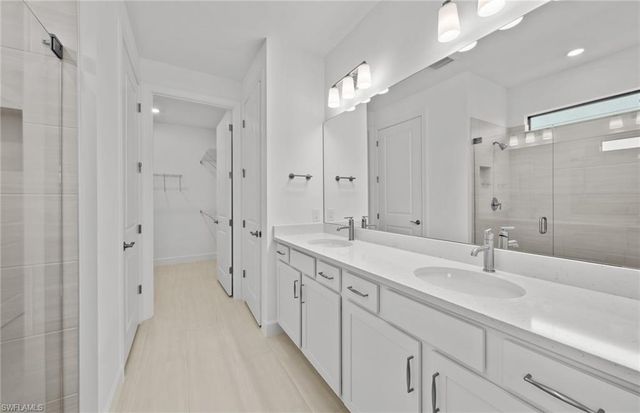 2151 Freemont WAY, Naples, FL 34120