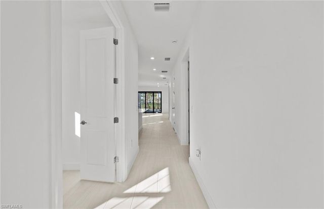 2151 Freemont WAY, Naples, FL 34120
