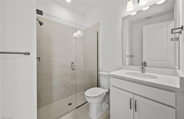 2151 Freemont WAY, Naples, FL 34120