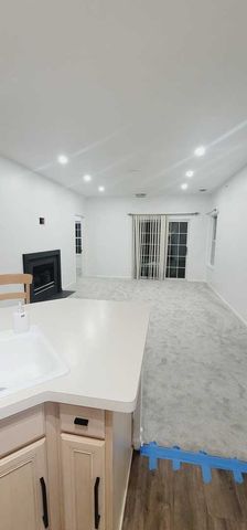 3333 Stratford Court 3F, Lake Bluff, IL 60044