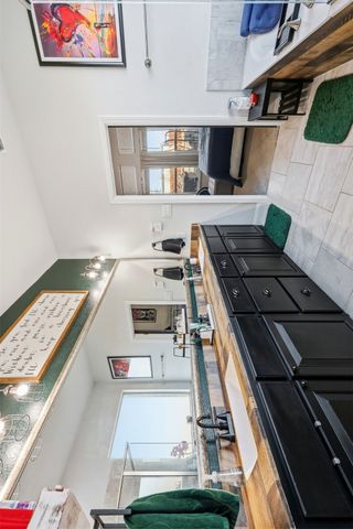 411 Kinnerton Court, Midlothian, TX 76065