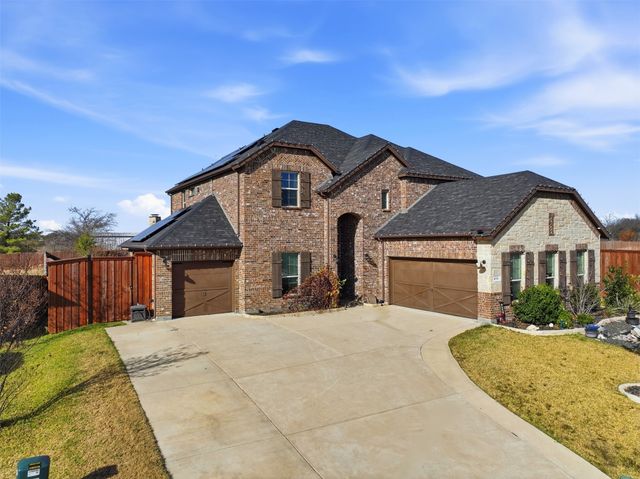 411 Kinnerton Court, Midlothian, TX 76065