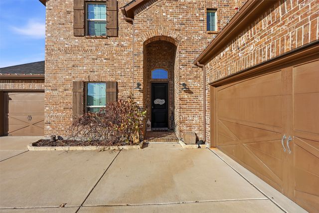 411 Kinnerton Court, Midlothian, TX 76065