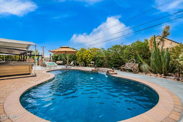 11033 W ALABAMA Avenue, Sun City, AZ 85351