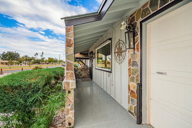 11033 W ALABAMA Avenue, Sun City, AZ 85351