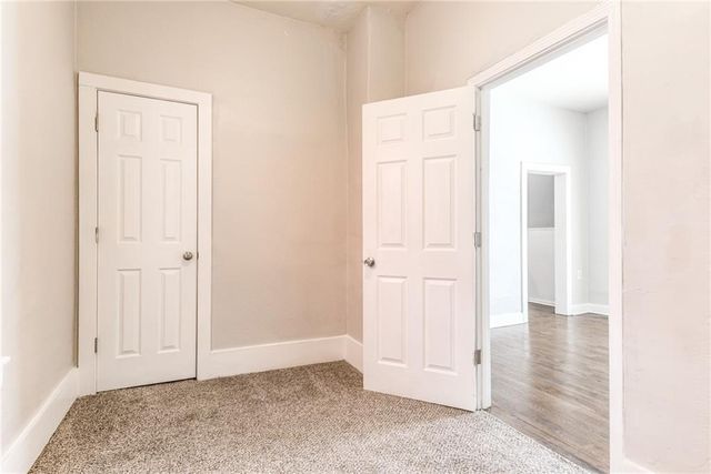 275 S 8th Street, Kansas City, KS 66101