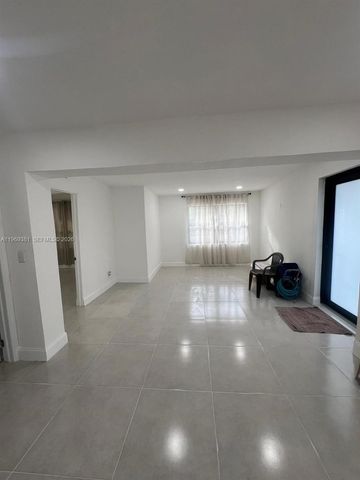 2061 Rutland St, Opa-locka, FL 33054