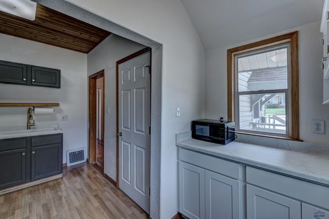 1526 11TH ST, Rapid City, SD 57701