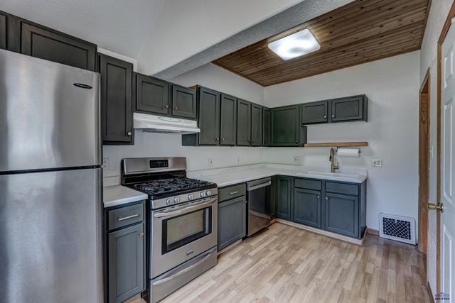 1526 11TH ST, Rapid City, SD 57701