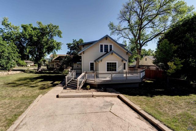 1526 11TH ST, Rapid City, SD 57701