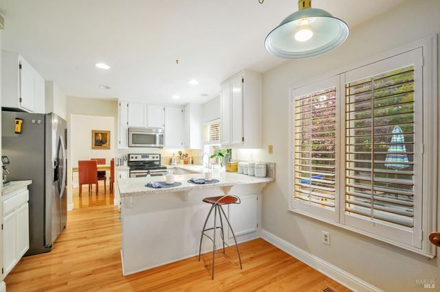9793 Montego Ct, Windsor, CA 95492