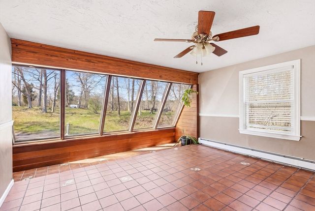114 Billington St, Plymouth, MA 02360