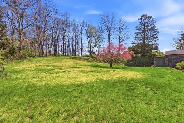 114 Billington St, Plymouth, MA 02360