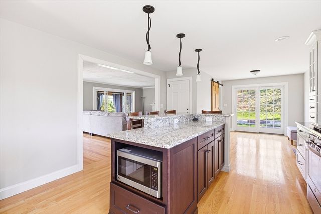 114 Billington St, Plymouth, MA 02360