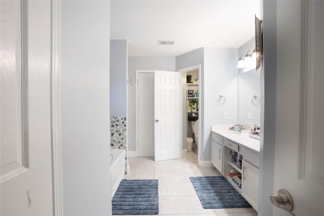 11609 Loweswater LN, Austin, TX 78754