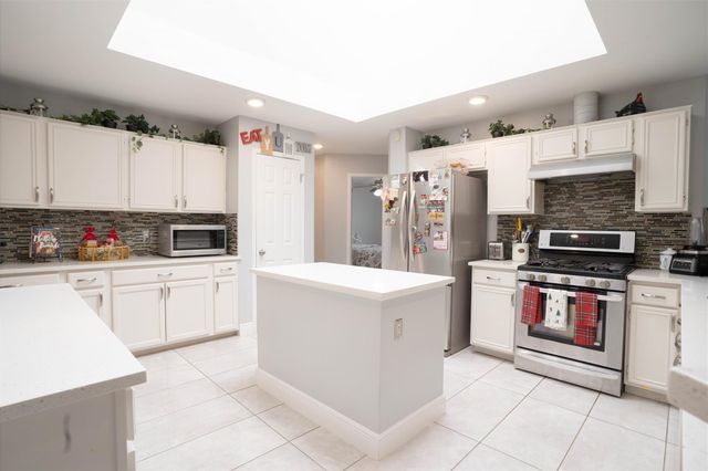 11609 Loweswater LN, Austin, TX 78754