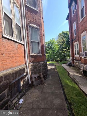 845 WYNNEWOOD RD, Philadelphia, PA 19151