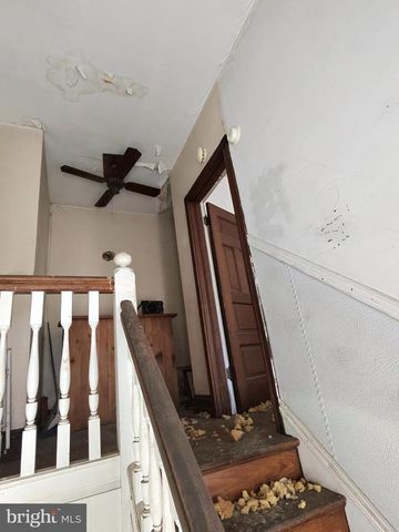 845 WYNNEWOOD RD, Philadelphia, PA 19151