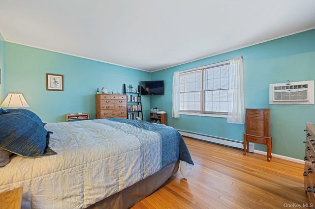 268 W Shore Drive, Massapequa, NY 11758