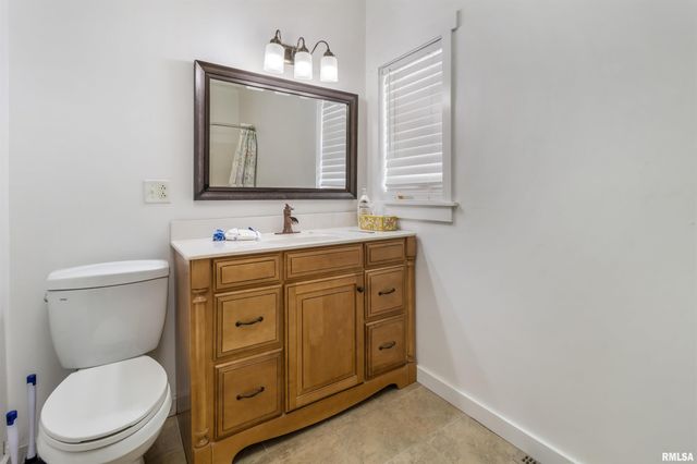 202 N ALEXANDER Street, Alexis, IL 61412