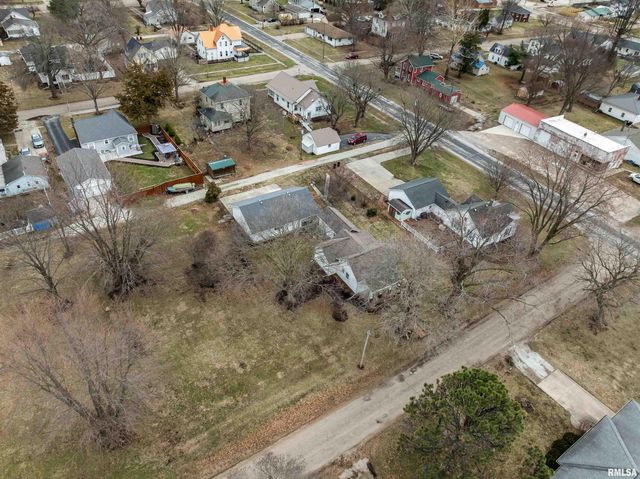 202 N ALEXANDER Street, Alexis, IL 61412