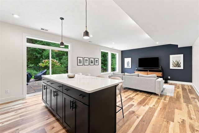 9336 Sunset Ridge Drive, Rockford, MI 49341