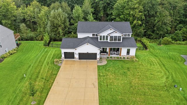 9336 Sunset Ridge Drive, Rockford, MI 49341