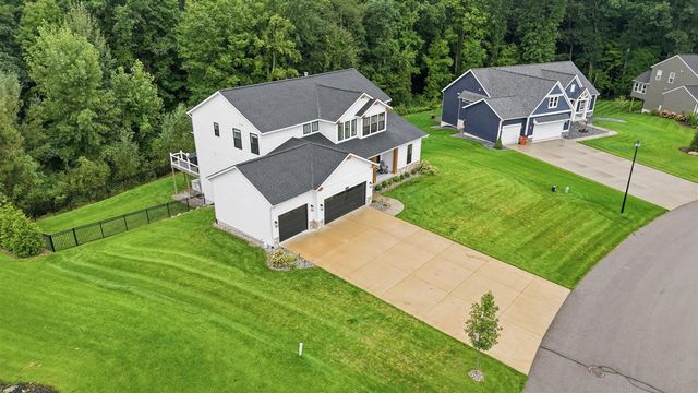 9336 Sunset Ridge Drive, Rockford, MI 49341