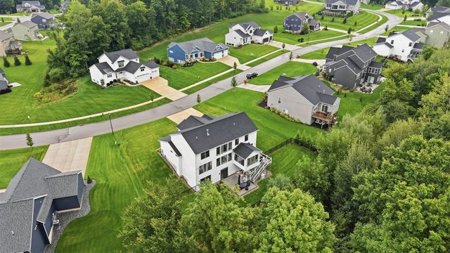 9336 Sunset Ridge Drive, Rockford, MI 49341