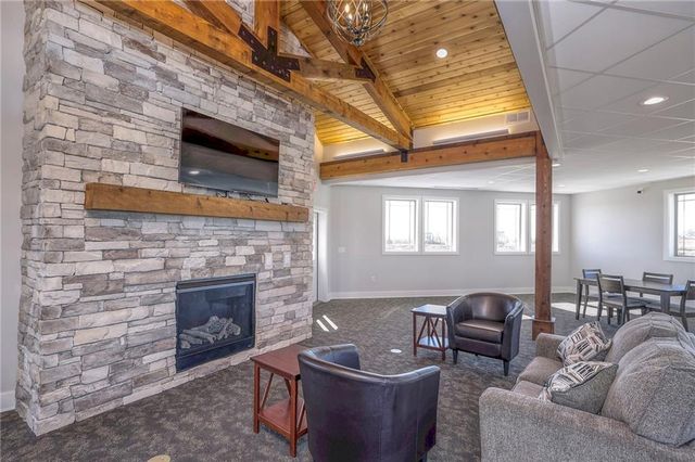 15474 W 171st Place, Olathe, KS 66062