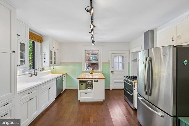 407 WADSWORTH AVE, Philadelphia, PA 19119
