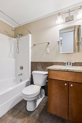 2800 W 44th Street 603, Minneapolis, MN 55410