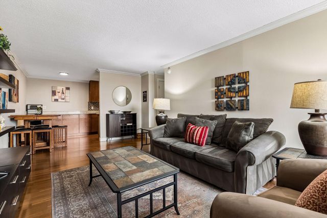 2800 W 44th Street 603, Minneapolis, MN 55410