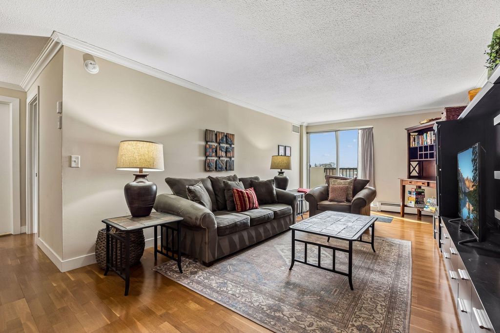 2800 W 44th Street 603, Minneapolis, MN 55410 — photo 2